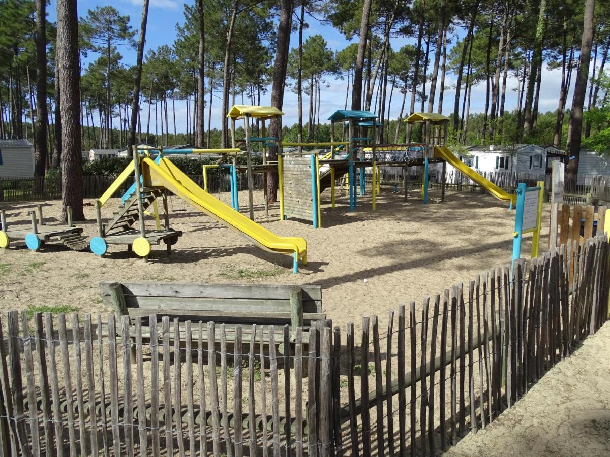 Escape Mobilhome Aux Dunes De Contis Saint-Julien-en-Born Luaran gambar